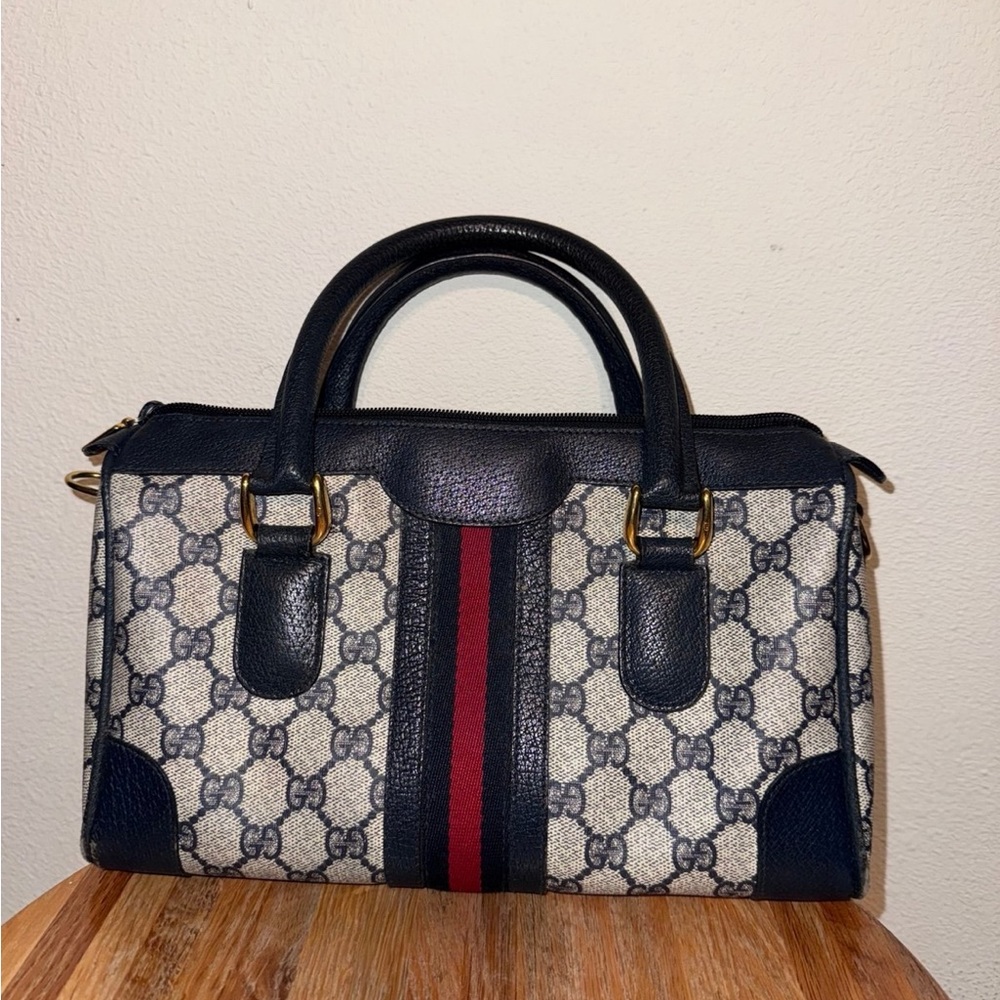 Gucci Navy and Cream Boston handbag with Certificate of authenticity
